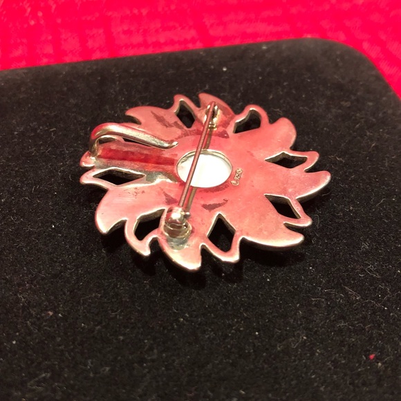 Beautiful Southwestern Sun Brooch and Pendant - Picture 5 of 6